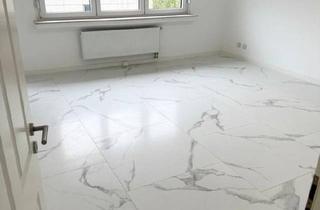 Wohnung kaufen in 59192 Bergkamen, Bergkamen - Hochwertige kernsanierte 3-Zimmer Eigentumswohnung mit Loggia