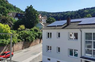 Wohnung kaufen in 67098 Bad Dürkheim, Schnuckelige Dachgeschosswohnungwohnung mit kleinem sonnigen Balkon