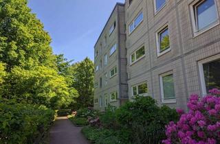 Wohnung kaufen in Lentersweg 46, 22339 Hummelsbüttel, vermietete sonnige 3 Zi Whg mit Balkon, sep. Küche und sehr angenehmer Mieterin