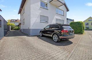 Wohnung kaufen in 76547 Sinzheim, Langfristig vermietete Dachgeschosswohnung mit Balkon & Stellplatz – Kapitalanlage