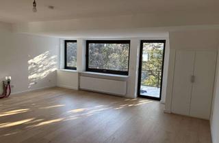 Penthouse mieten in 40547 Niederkassel, Erstbezug nach Kernsanierung: Penthouse in Niederkassel – Lichtdurchflutete Oase in Rheinnähe
