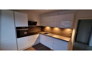 Wohnung mieten in 38179 Schwülper, Renovierte 6-Zimmer-Wohnung mit Balkon und neuer Einbauküche im Herzen von Groß Schwülper