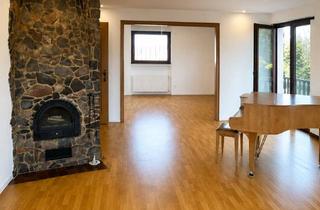 Wohnung mieten in 71272 Renningen, 2,5 -Zimmer Wohnung mit Balkon in Renningen