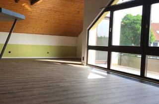 Wohnung mieten in 72401 Haigerloch, Gepflegte, freundliche 2,5-Raum-DG-Studiowohnung mit EBK und zwei Balkonen in Haigerloch