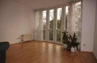 Wohnung mieten in Obere Lichtenplatzer Strasse 361a, 42287 Barmen, Stilvolle, ruhige und gepflegte 2-Zimmer-Wohnung mit EBK in der Nähe vom Toelleturm