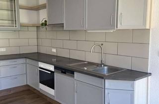 Wohnung mieten in Stuttgarter Straße 39, 75378 Bad Liebenzell, Sonnige 4,5-Zimmer-Wohnung mit Garage und eigenem Keller in Unterhaugstett