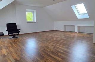 Wohnung mieten in Leibnizstraße, 30827 Garbsen, Gemütliche 2-Zimmer- Dachgeschosswohnung in zentraler Lage von Berenbostel