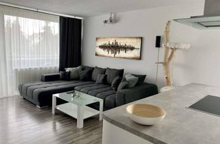 Wohnung mieten in 76870 Kandel, Zentrale 2-Zimmer-Wohnung nahe Bahnhof Kandel mit Balkon, stilvoller EBK und Garage