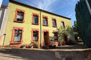 Bauernhaus kaufen in 66693 Mettlach, Ehemaliges, großes Bauernhaus mit Scheune im Mettlacher OT Saarhölzbach zu verkaufen!