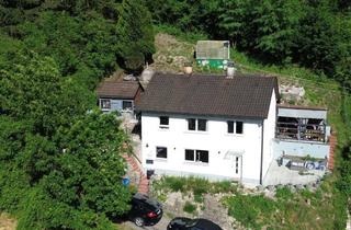 Einfamilienhaus kaufen in 78727 Oberndorf, Familienglück in herrlicher Aussichtslage! Einfamilienhaus mit ELW in Aistaig zu verkaufen