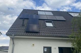 Haus mieten in 63322 Rödermark, Moderne Doppelhaushälfte mit Photovoltaik auf Zeit zu vermieten.