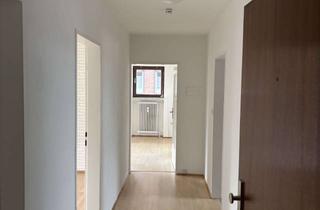 Wohnung mieten in 28816 Stuhr, Helle 4-Zimmer-Wohnung mit Balkon, Feldblick & 2 Stellplätzen in Brinkum