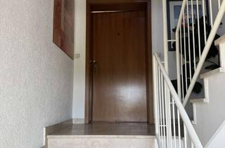 Wohnung mieten in Konrad-Adenauer-Straße, 61267 Neu-Anspach, Helle 3-Zimmer-Wohnung im 2. Obergeschoss mit großem Südbalkon, Taunusblick u. Tiefgaragenstellplatz