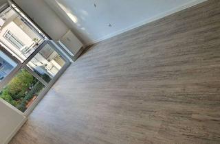 Wohnung mieten in Hirschweg 32, 14974 Ludwigsfelde, 2 Zimmer mit Balkon - renoviert und bereit für Dich/Euch