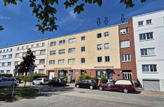 Wohnung mieten in Strempelstraße 10, 18057 Hansaviertel, Sonnige 2-Zimmer-Dachgeschosswohnung (ohne schräge Wände) mit Balkon in Rostock