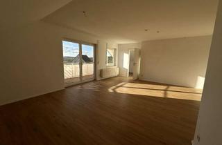 Wohnung mieten in 36137 Großenlüder, Attraktive 3-Raum-DG-Wohnung mit EBK und 2 Balkons in Großenlüder / Bimbach