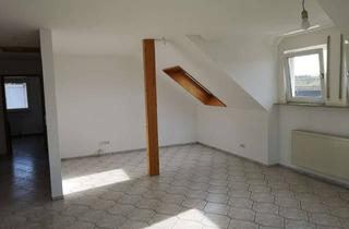 Wohnung mieten in Adolf-Wilhelm-Nefflen Weg, 71711 Steinheim, Helle 3-Zimmer-DG-Wohnung mit Balkon, EBK, großem Büroraum & Stellplatz