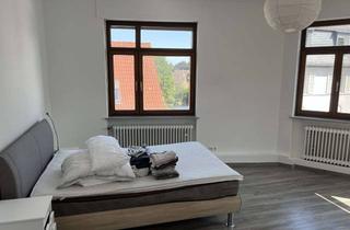 Wohnung mieten in Oranienstraße 33, 60439 Heddernheim, Großes helles möbliertes WG-Zimmer in einer 3er WG - Frankfurt Heddernheim
