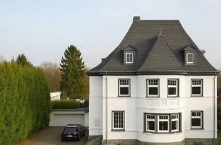 Villa kaufen in Mangenbergerstr. 313-1315, 42655 Solingen, Historische Villa mit Einliegerwohnung, Heimkino und Whirlpool – direkt am Wald