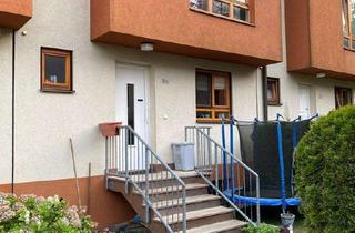 Haus mieten in Egestorffstraße 23a, 12307 Lichtenrade, Reihenhaus mit 5,5 Zimmern und EBK in Berlin - 3 J. befristet, Verlängerung möglich