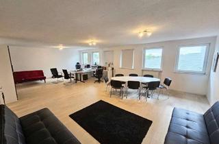 Büro zu mieten in Grünwalder Weg 20, 82008 Unterhaching, Helle Bürofläche mit 170 m² in Unterhaching, Aufzug, 4 Stellplätze, provisionsfrei