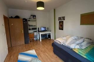 Immobilie mieten in Treskowallee 65, 10318 Karlshorst, Helles Zimmer mit Balkon in gut angebundener 2-Zimmer-WG in Berlin-Karlshorst