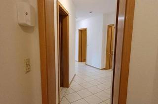 Wohnung kaufen in 94491 Hengersberg, Hengersberg - Sonnige 2 Zimmer Erdgeschosswohnung, Provisionsfrei!