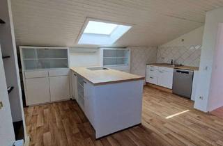 Wohnung mieten in Birkelweg 36, 89555 Steinheim am Albuch, Helle 2,5-Zi-DG-Wohnung mit großer Wohnküche in ruhiger Waldrandlage - 5 Min nach Heidenheim