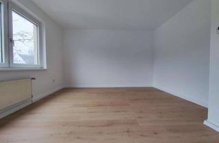 Wohnung mieten in 47807 Fischeln, Renovierte 2,5-Zimmer-Wohnung mit Balkon und Gartennutzung