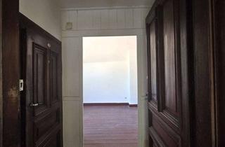 Wohnung mieten in 63654 Büdingen, Geräumige 2-Zimmer-Dachgeschosswohnung mit Stellplatz!