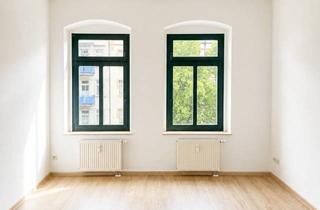 Wohnung mieten in Henriettenstraße 75, 09112 Kaßberg, Schöne Altbau 3-Raum-Wohnung mit Balkon und neuem Bad