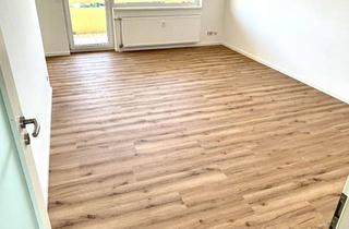 Penthouse mieten in Renchweg, 68766 Hockenheim, Frisch renovierte 2,5-Zimmer-Penthousewohnung mit großem Balkon, EBK & TG-Stellplatz