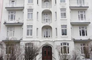 Wohnung mieten in , 22301 Winterhude, 7-Zimmer-Altbau in Winterhude: Nur als Wohnbüro bzw. -praxis bzw. -atelier. Wohgemeinschaft möglich.