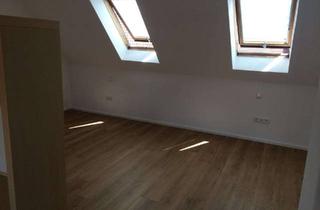 Wohnung mieten in Linckestraße, 73663 Berglen, Kompaktes Wohnen: 1-Zimmer-Dachgeschosswohnung in Berglen
