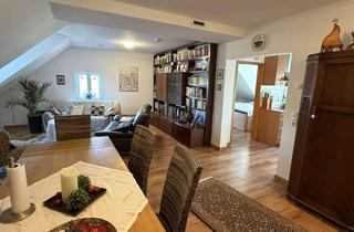 Wohnung mieten in 41844 Wegberg, Sanierte 2-Raum-DG-Wohnung mit Einbauküche in Wegberg-Beeck