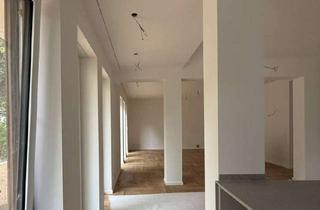 Wohnung mieten in Auf Dem Niederberg 44, 61118 Bad Vilbel, Erstbezug nach Sanierung! 3-Zimmer-Wohnung mit 45qm Terrasse und 450qm Garten in bester Lage