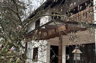 WG-Zimmer mieten in Im Kreuel, 50354 Hürth, 4 er WG, die WG befindet sich auf einem Reiterhof in Hürth.