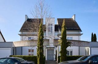 Haus kaufen in 71155 Altdorf, Licht. Raum. Eleganz.