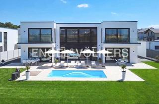 Haus kaufen in 55469 Simmern, Moderne Bauhaus-Architektur mit exklusiver Ausstattung, Pool und Fernblick