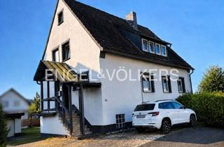 Haus kaufen in 57223 Kreuztal, Dreifamilienhaus in Kreuztal