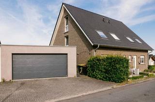Haus kaufen in 47559 Kranenburg, Provisionsfrei! Moderne DHH in Schottheide, gute Energieeffizienz und Doppelgarage, Weitblick!