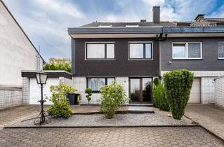 Haus kaufen in 44329 Lanstrop, Familienfreundliches Wohnen mit Einliegerwohnung und ländlichem Flair in Dortmund Lanstrop