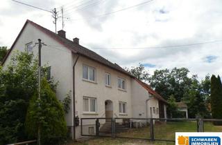 Haus kaufen in 89356 Haldenwang, Großes, freistehendes Wohnhaus mit Nebengebäuden in Haldenwang (bei Burgau/Schwaben) zu verkaufen!