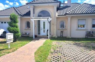 Einfamilienhaus kaufen in 66346 Püttlingen, großzügiges Einfamilienhaus mit ELW in ruhiger Lage in Püttlingen