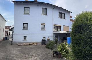 Haus kaufen in Bahnhofstraße 20, 63549 Ronneburg, Gut gelegenes 2 Familienhaus mit Nebengebäude
