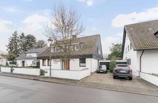 Einfamilienhaus kaufen in 40474 Golzheim, "Weiße Siedlung" Freistehendes Einfamilienhaus in Bestlage