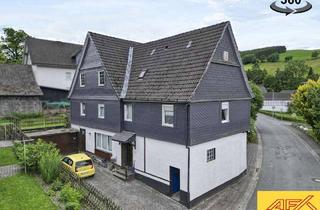 Haus kaufen in 57392 Schmallenberg, Großzügiges Zweifamilienhaus in ruhiger Lage!