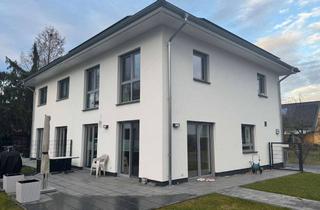 Doppelhaushälfte kaufen in Florastraße 108, 12623 Mahlsdorf, Neubau Doppelhaushälfte in Mahlsdorf. Haus und Grundstück.