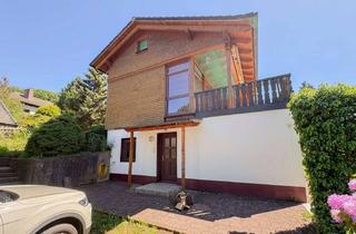 Haus kaufen in 97769 Bad Brückenau, Großzügiges Wohnhaus mit separatem Wohnbereich und sonnigem Balkon