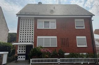 Haus kaufen in 58453 Witten, Freistehendes Dreifamilienhaus mit großem Garten, Saunahaus, Doppelgarage und Lager zu verkaufen